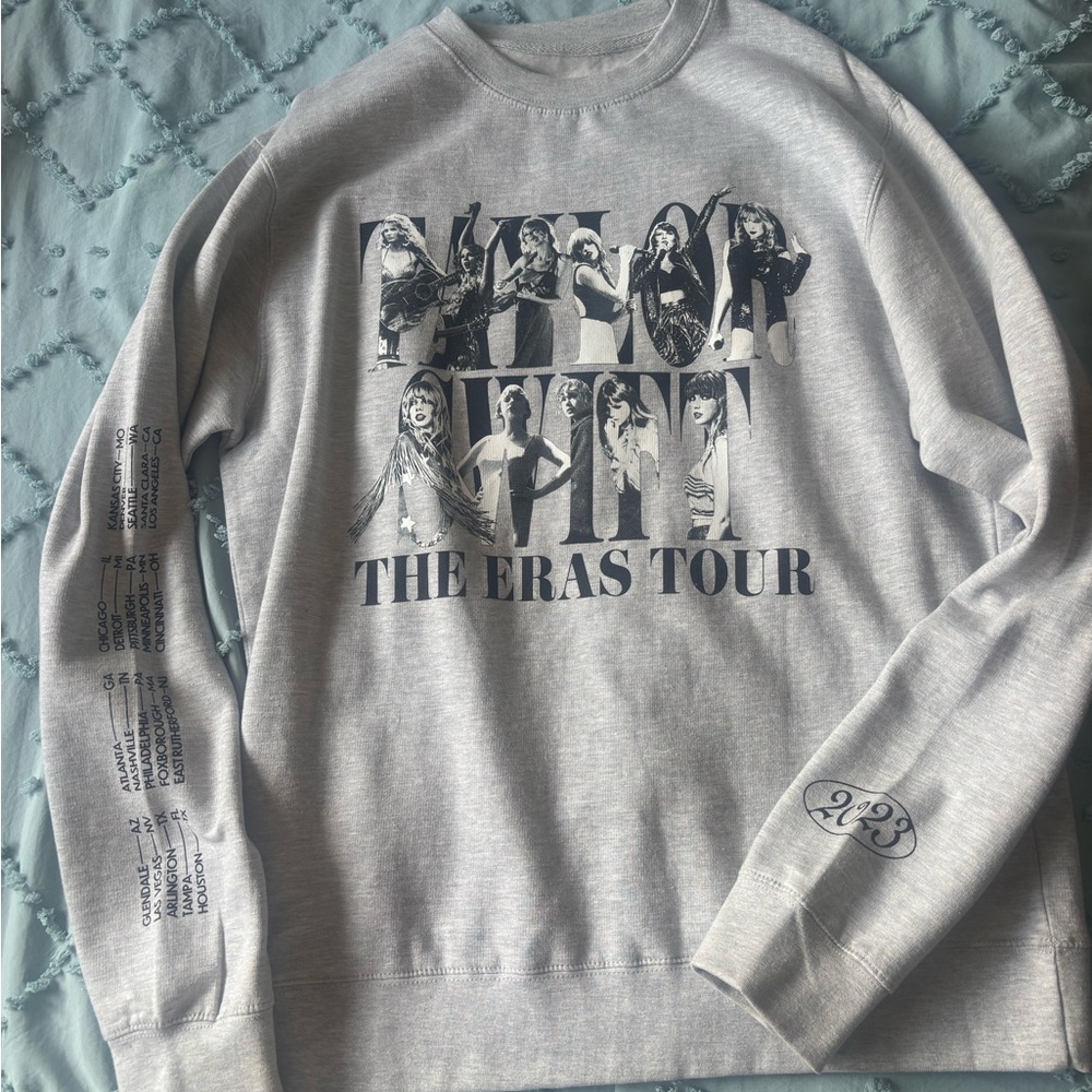 AUTHENTIC Taylor Swift The Eras Tour Heather Gray Crewneck Sweatshirt 2023